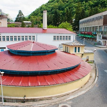 Hotel Cerna Baile Herculane Bagian luar foto