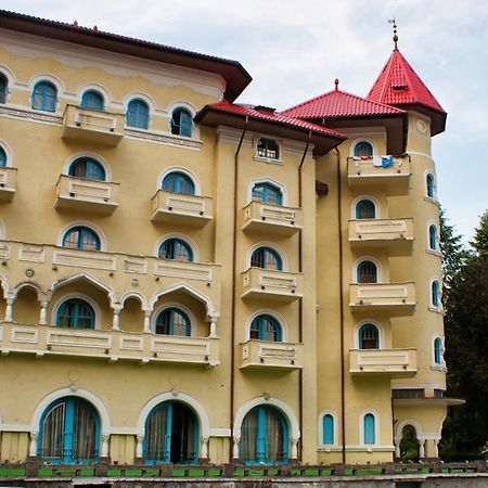 Hotel Cerna Baile Herculane Bagian luar foto
