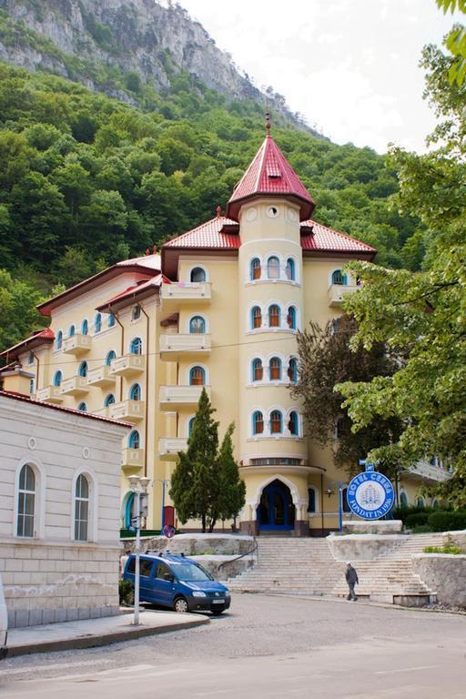 Hotel Cerna Baile Herculane Bagian luar foto